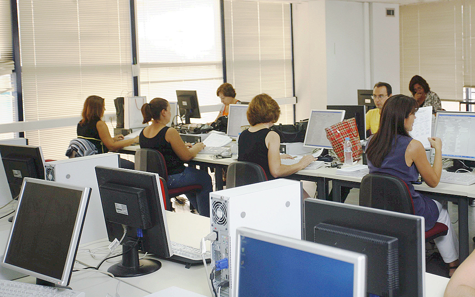 στο-τραπέζι-νέα-ρύθμιση-για-τις-οφειλέ-2029190