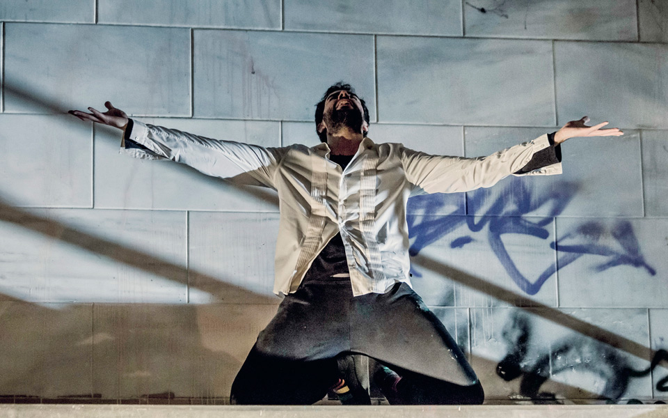 αλέξανδρος-ιόλας-η-παράσταση-της-ζωής-2031587