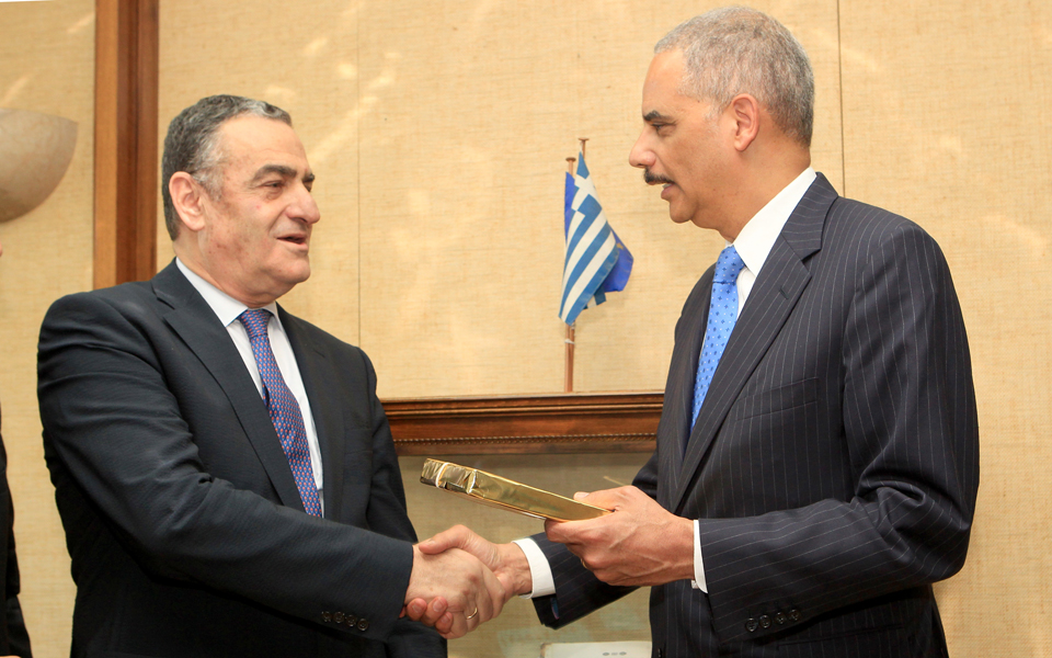 μόνο-για-δεξιούς-2031134