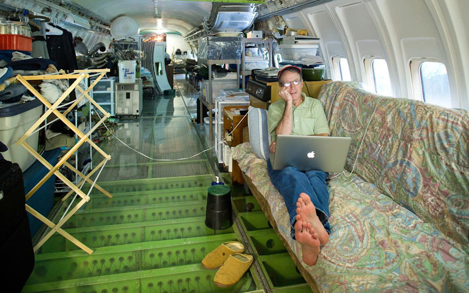 το-αεροπλάνο-που-έγινε-σπίτι-2030902