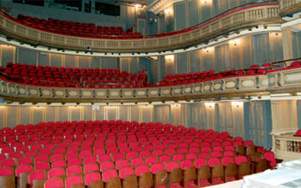 νέος-πρόεδρος-στο-εθνικό-θέατρο-ο-γιώρ-2027793