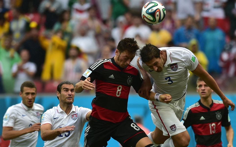 χέρι-χέρι-στους-16-γερμανία-και-ηπα-2031713