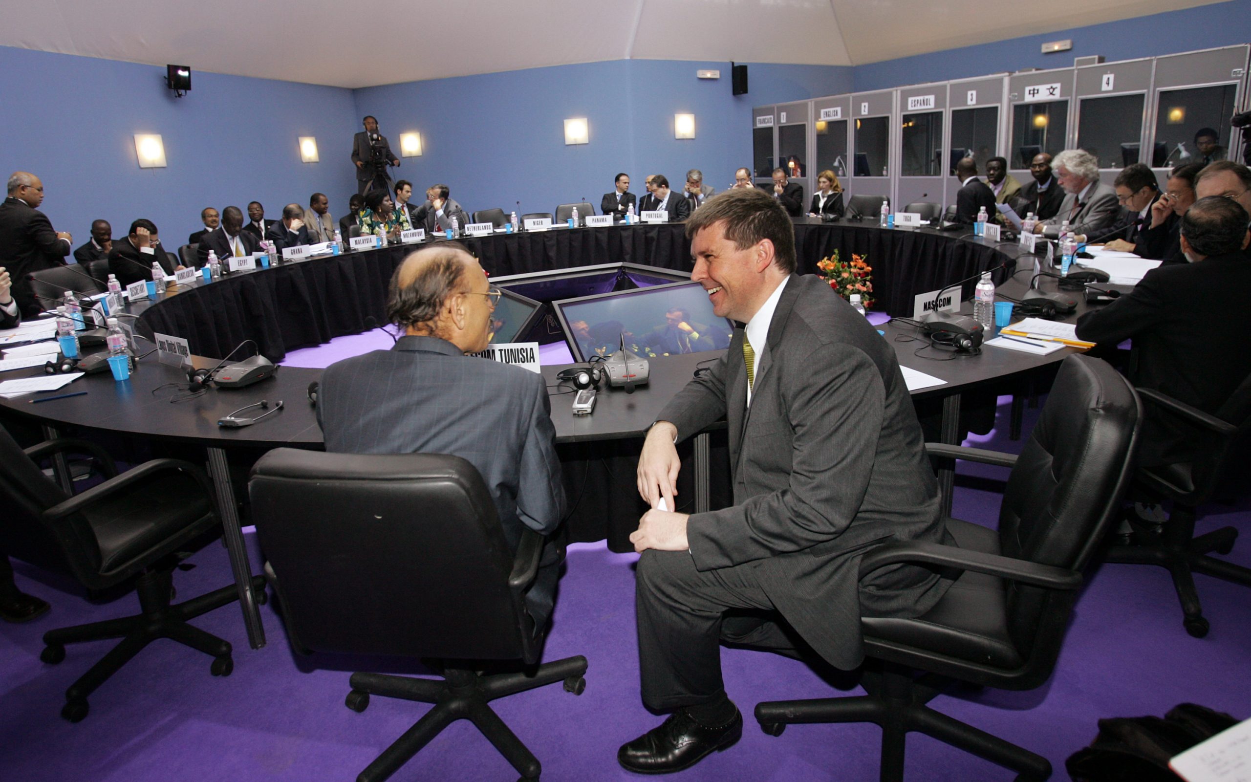 κοσμοσυρροή-στο-συνέδριο-της-ιcann-2031964