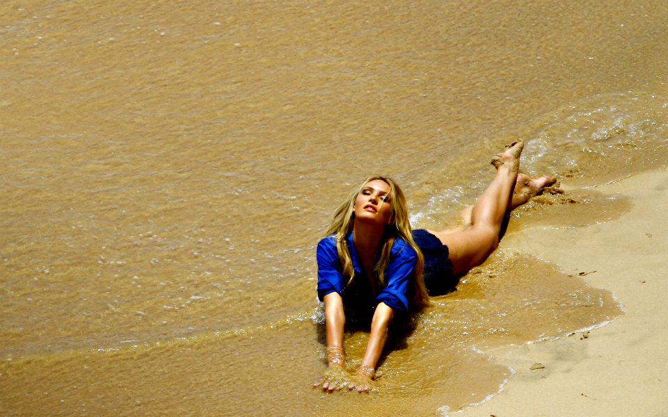 οι-κλισέ-φωτογραφίες-που-αγαπάμε-να-μι-2031728