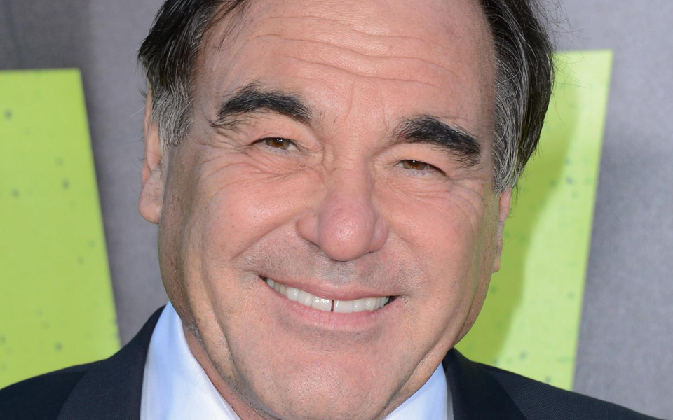 πρόσωπα-ο-ολιβερ-στόουν-προετοιμάζει-2027729