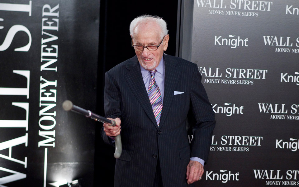 απεβίωσε-σε-ηλικία-98-ετών-ο-ιλάι-ουάλας-2031359