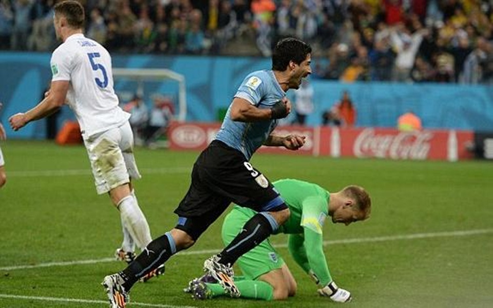 ο-σουάρες-κράτησε-ζωντανή-την-ουρουγο-2030271