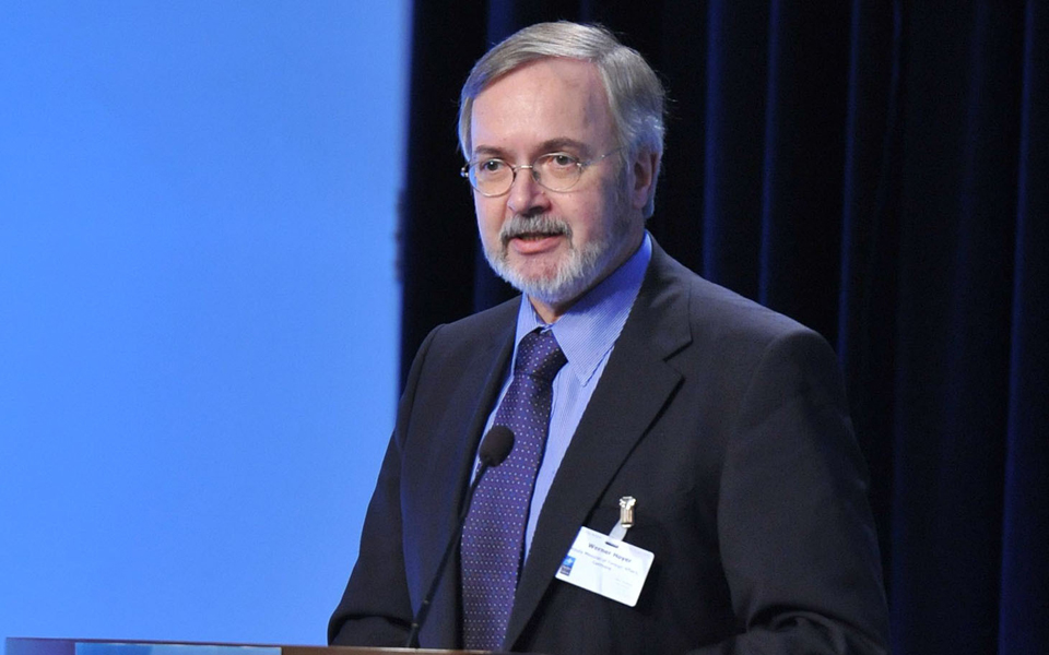 χόγιερ-φέρτε-καλές-προτάσεις-και-η-ετ-2032192