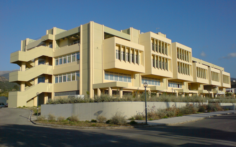 τέσσερις-καθηγητές-του-πανεπιστημίο-2027153