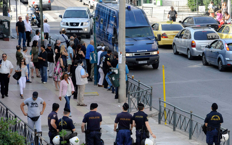 αναβολή-της-απολογίας-ζαρούλια-εξάν-2029646