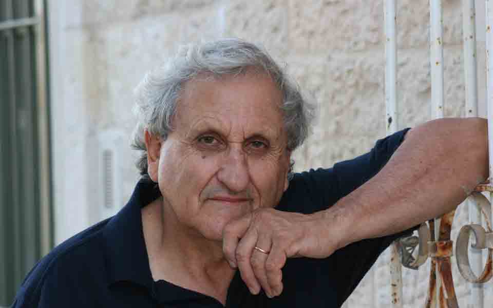 σκηνοθέτης-σκηνοθετεί-τη-ζωή-του-2029061