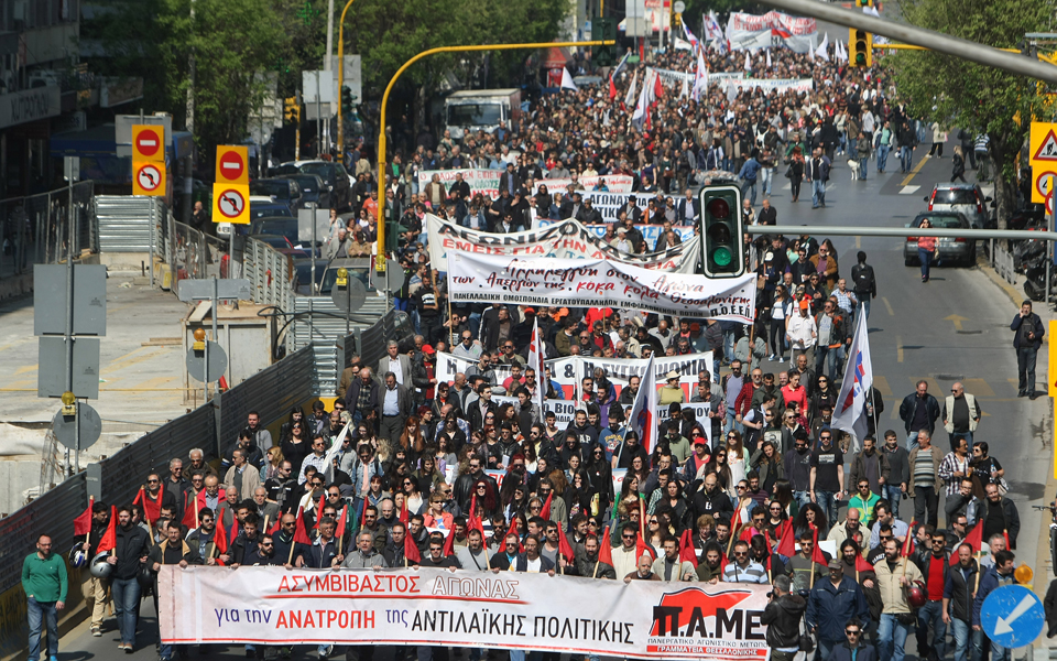 μεταθέτουν-τις-αποφάσεις-για-επαναφο-2032919