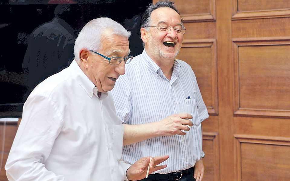 γιατί-έφαγε-ξύλο-ο-μαραντζίδης-2032962