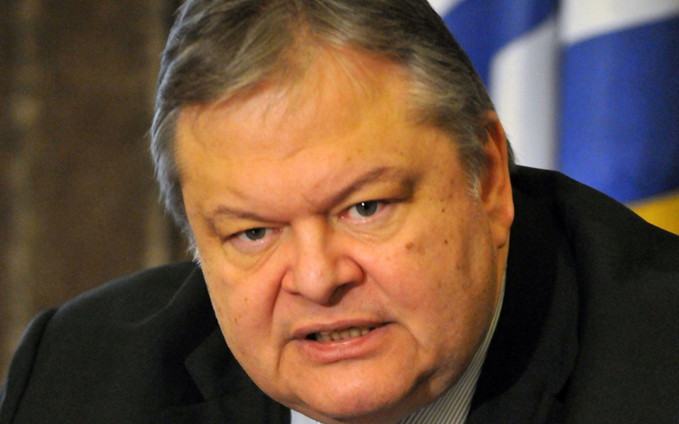 το-πασοκ-ως-τρίτος-πόλος-στην-πολιτική-2033460