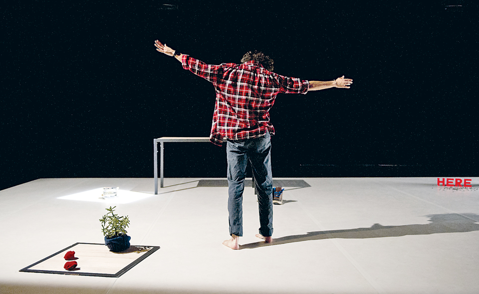 χορεύοντας-για-τη-μελαγχολία-και-την-ε-2034392