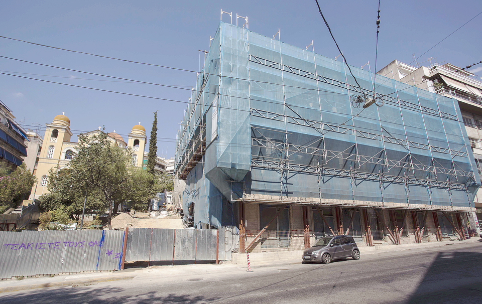 φουλ-οι-μηχανές-στο-παγκράτι-2034561