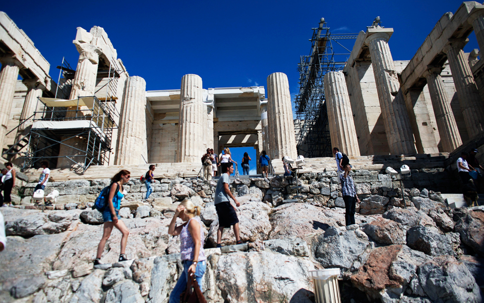 μία-ημέρα-στον-δρόμο-προς-την-ακρόπολη-2034811