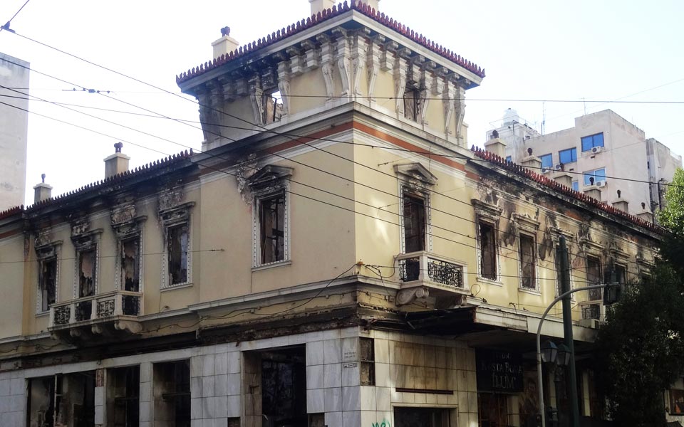 η-ιδιαιτερότητα-της-αθήνας-και-οι-μαύ-2035243