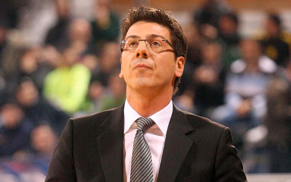 φ-κατσικάρης-τέλος-στην-παιδική-χαρά-2035733