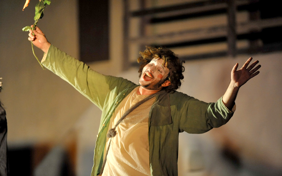 παράσταση-ένας-βραβευμένος-πλούτος-2033061