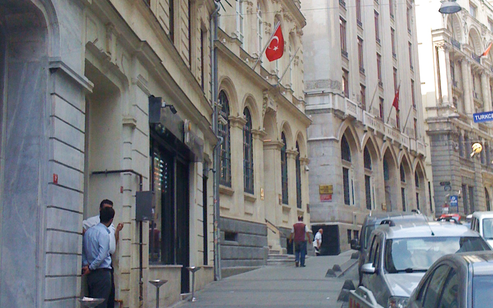 στην-πόλη-που-ποτέ-δεν-κλείνει-μάτι-2036786