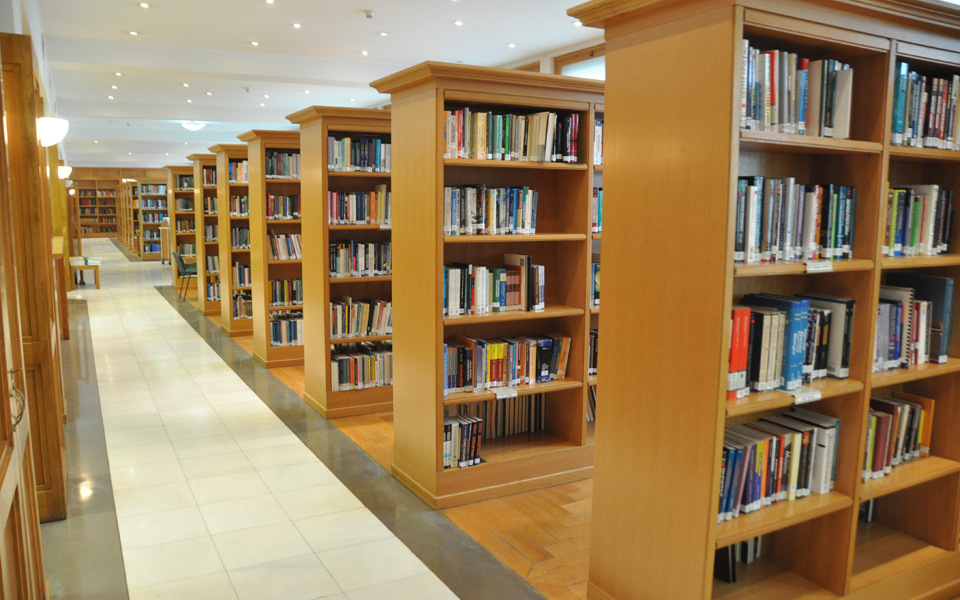 τα-πανεπιστήμια-διώχνουν-τις-συλλο-2037085