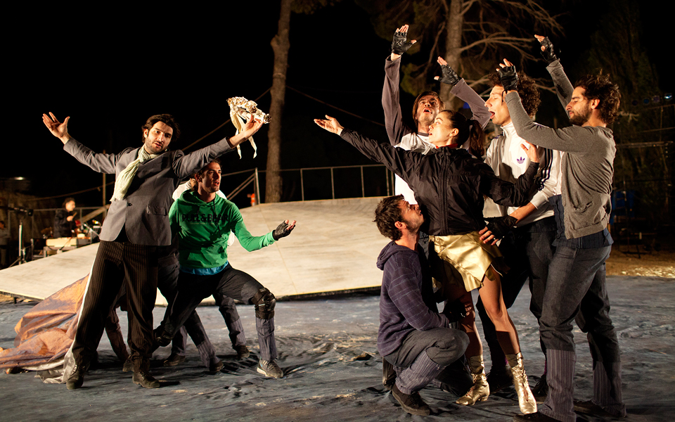 στις-πρόβες-του-ιππόλυτου-στην-πεντ-2035689