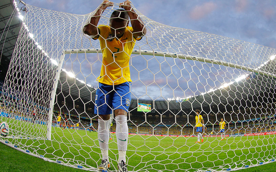 κλαίει-απο-ντροπή-η-βραζιλία-επεισόδ-2034105