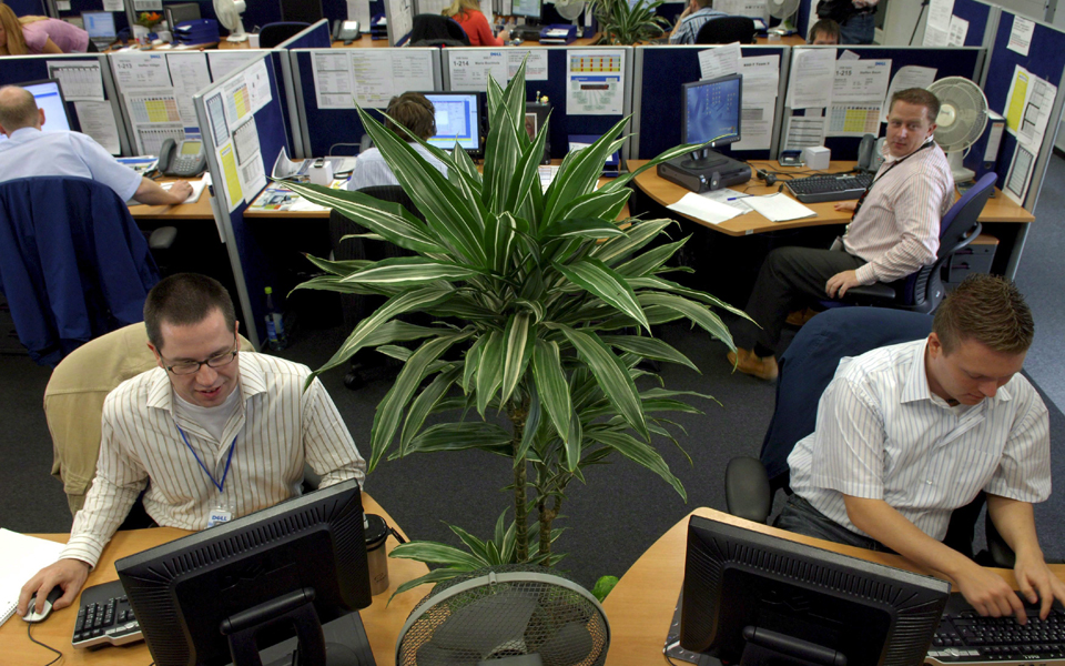 η-εργασιακή-δέσμευση-δεν-είναι-μόνο-υπ-2037033