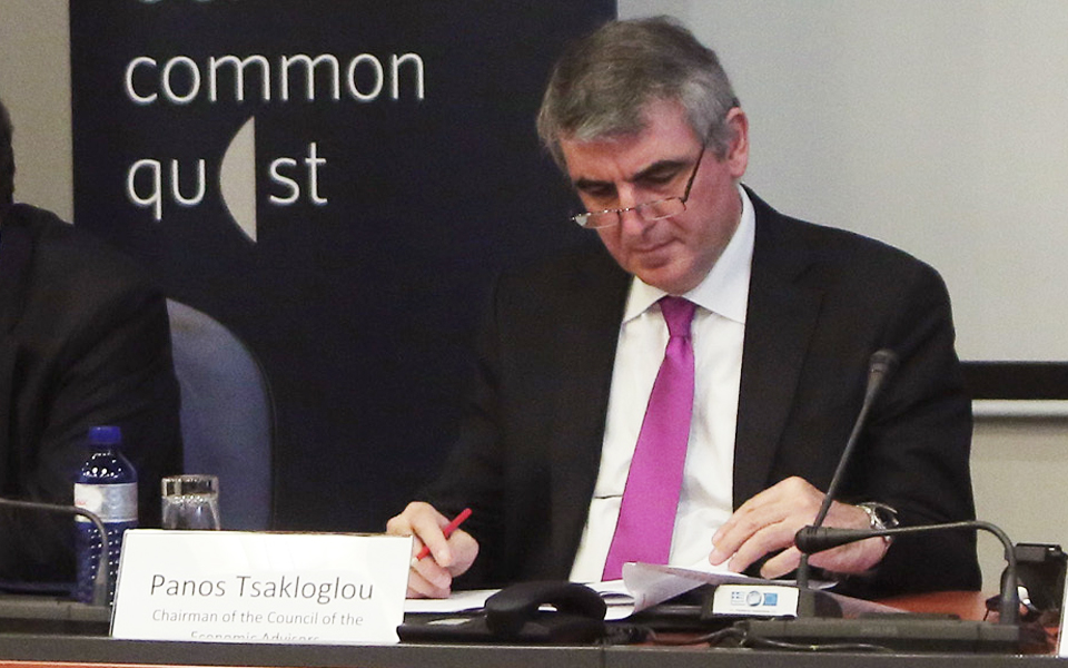 μείωση-του-χρέους-με-προαπαιτούμενα-θ-2034065