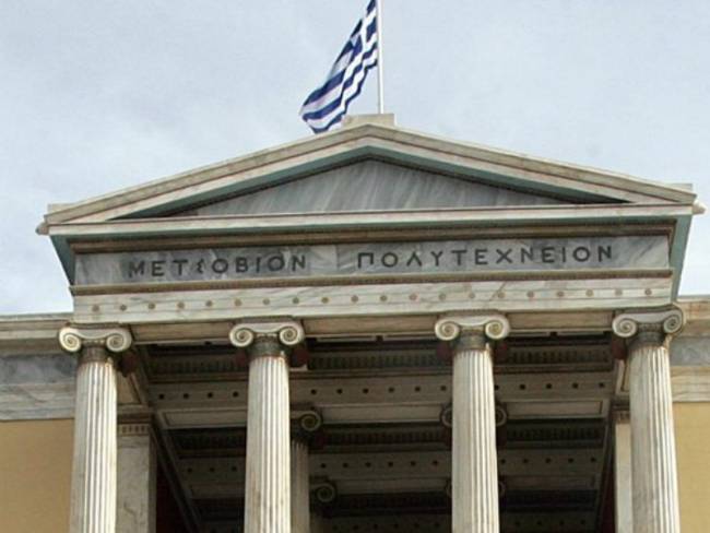στο-πολυτεχνείο-η-κατάσταση-μυρίζει-κ-2033440