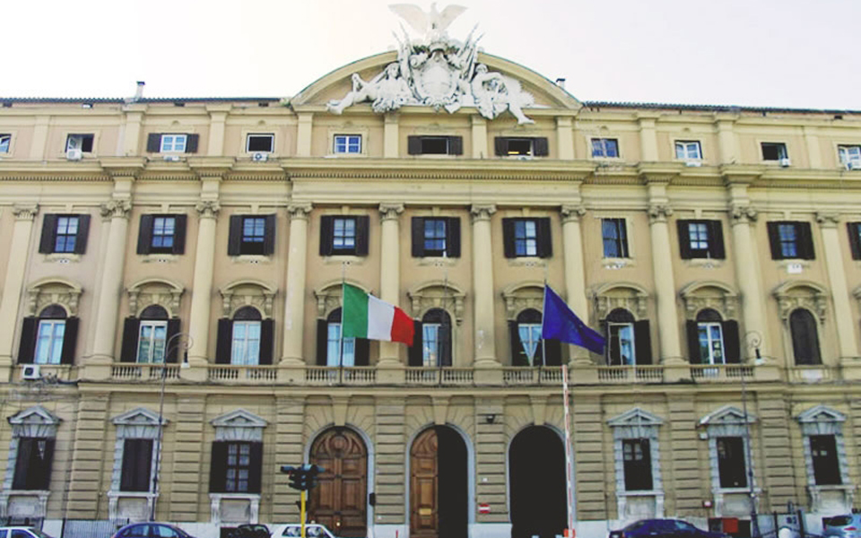 σε-νέο-ιστορικό-υψηλό-το-δημόσιο-χρέος-2034988