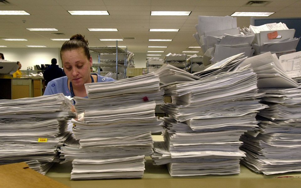 από-κόσκινο-πιστοποιητικά-και-πτυχ-2036163