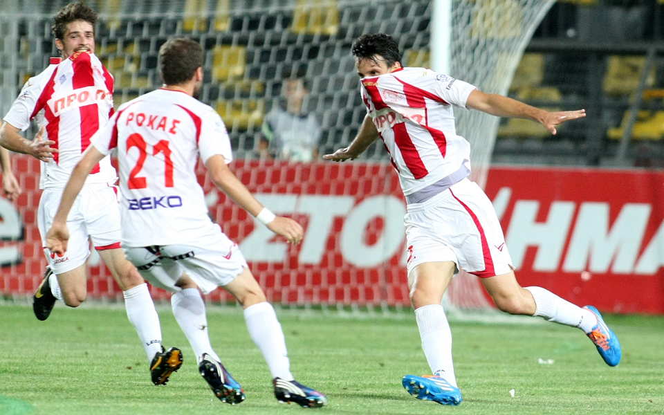 με-δυνατό-φιλικό-αποχαιρετά-το-ζέεφελ-2035433