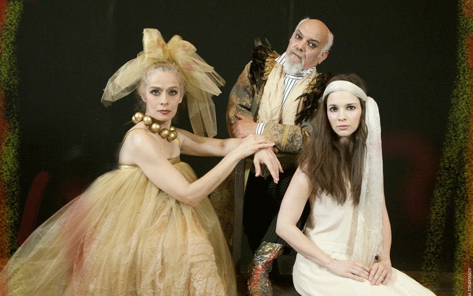 το-σχολείον-ξανανοίγει-στην-πειραιώς-52-2036187