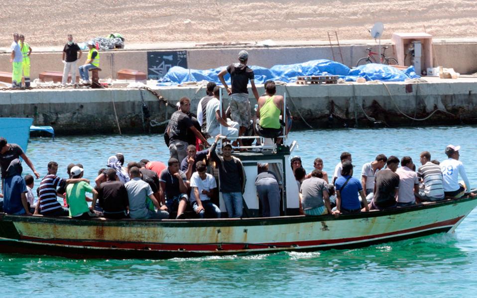 εφθασαν-τους-45-οι-νεκροί-στο-πλοίο-2032837