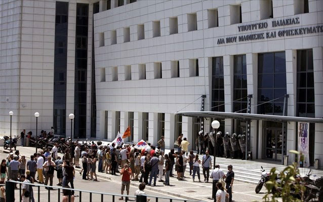 ανακοινώθηκαν-οι-μεταθέσεις-εκπαιδε-2036302