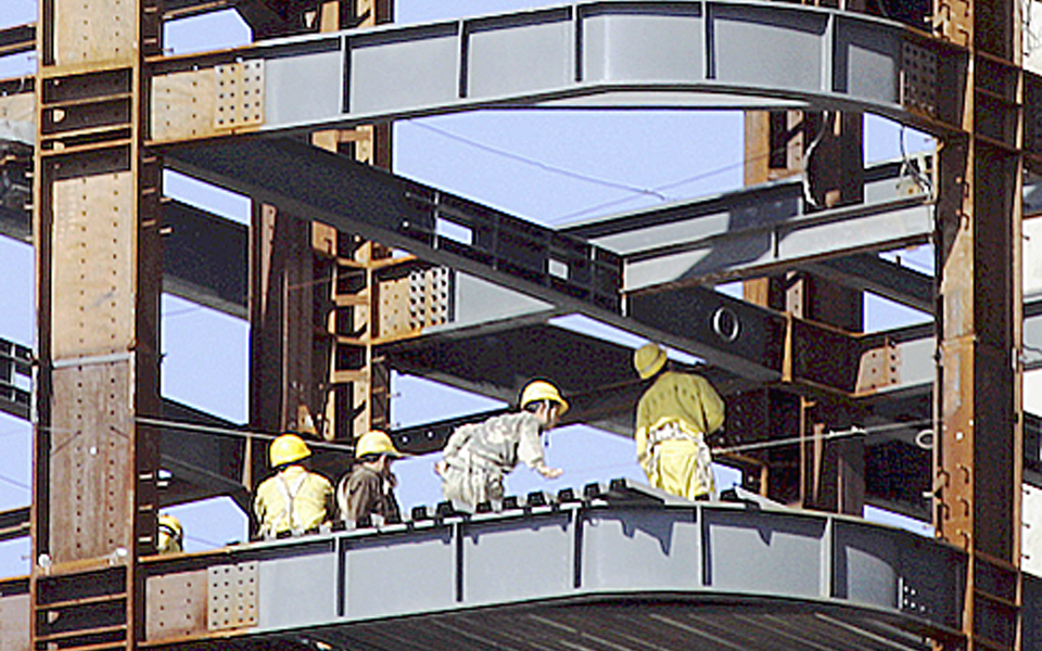 σε-άνοδο-ο-κλάδος-βιομηχανικών-κτιρίω-2034739