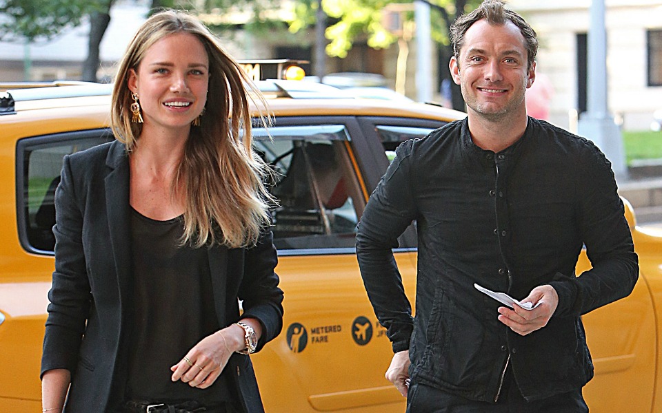 δέκα-μυστικά-σημάδια-που-σου-λένε-πώς-ε-2032866