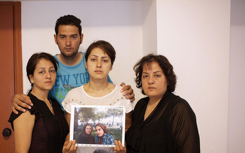 μια-οικογένεια-αναζητεί-μητέρα-και-κό-2035465