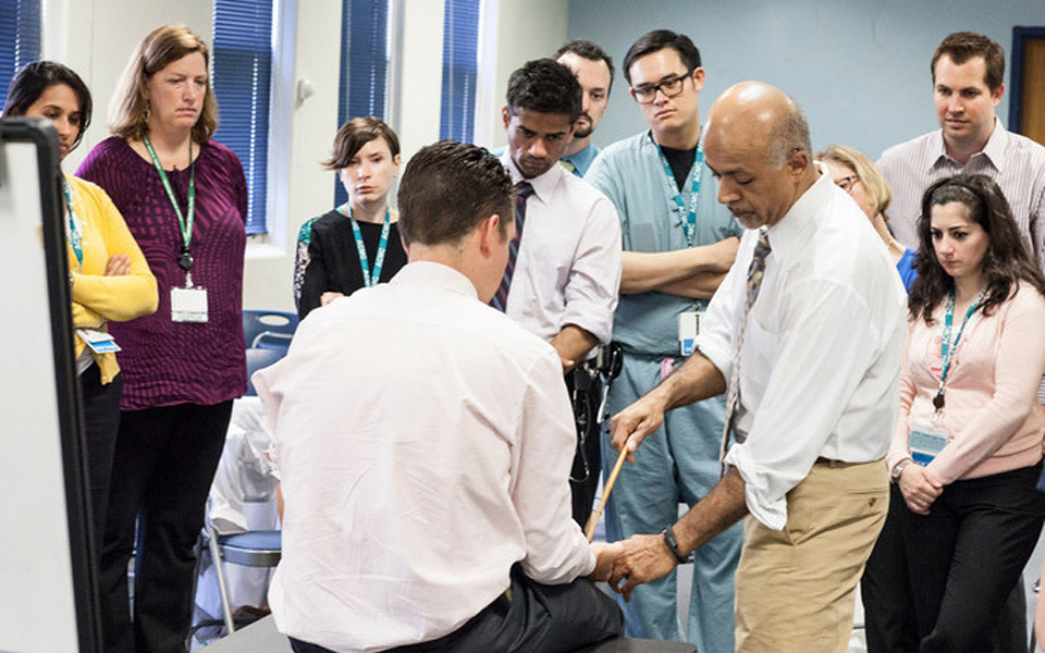 η-οθόνη-δεν-αντικαθιστά-τη-φυσική-εξέ-2038134