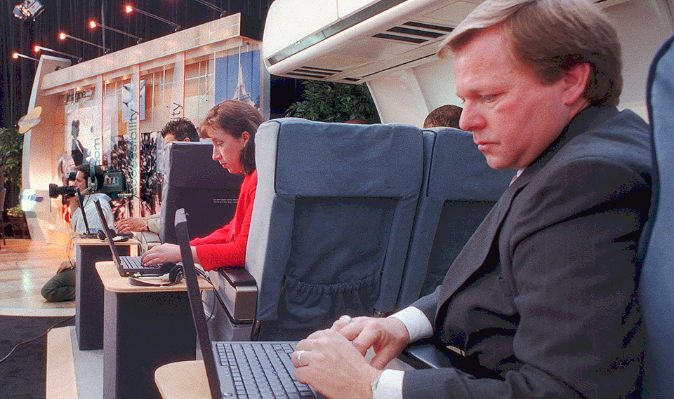 η-διάχυση-των-media-και-η-ψηφιακή-εξάπλωση-θ-2039637