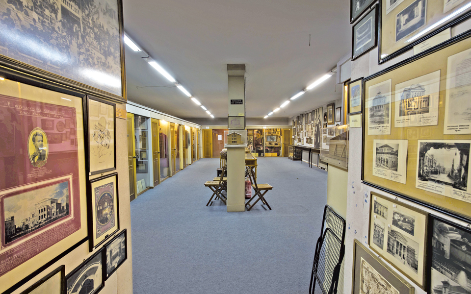 στη-λυρική-το-θεατρικό-μουσείο-2039378