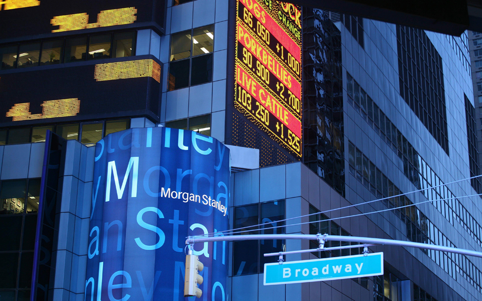 οι-ελληνικές-τράπεζες-περνoύν-άνετα-τα-s-2040423