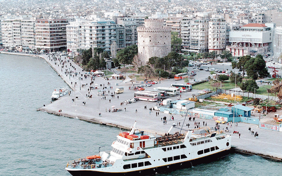 η-αγορά-περιμένει-να-ανοίξουν-οι-στρόφ-2040645