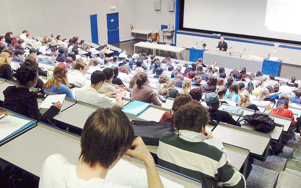 οι-εργοδότες-να-γίνουν-οι-γέφυρες-τω-2040713