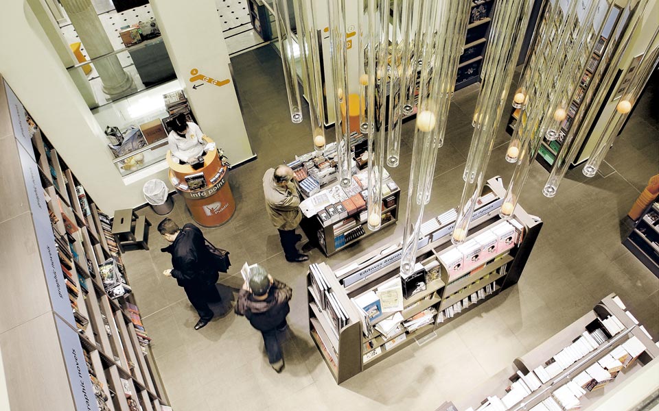 το-νέο-δίλημμα-εσείς-θα-ανοίγετε-την-κυ-2041492