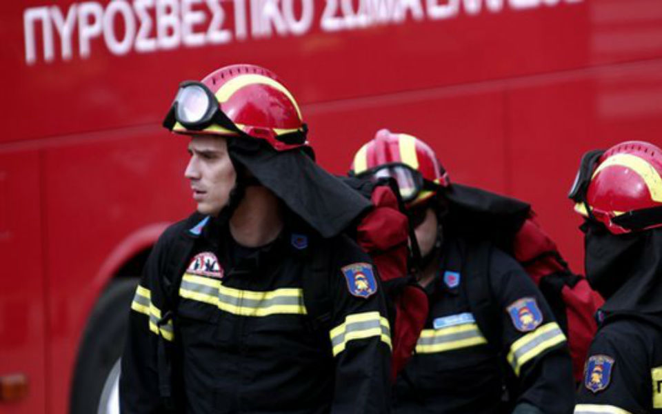 πυρκαγιά-σε-αποθήκη-εργοστασίου-στο-κ-2040696