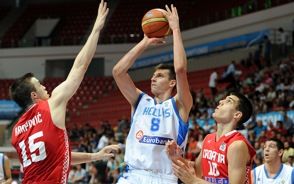 οι-εφηβοι-άφησαν-το-μετάλλιο-για-το-μέ-2038349