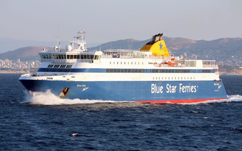 blue-star-ferries-έκπτωση-50-στα-ακτοπλοϊκά-για-νέους-2041541